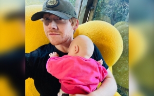 Rupert Grint Ternyata Pernah Alami Malam 'Menegangkan' Saat Berada di Rumah dengan Bayinya