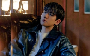 Bernuansa Gelap, Baekhyun EXO Berjuang Di Tengah Hujan Dalam Teaser MV Comeback Solo 'Bambi'