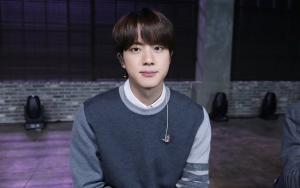 Jin Serius dan Bijak di Depan Umum, Reaksi BTS Bikin Ngakak