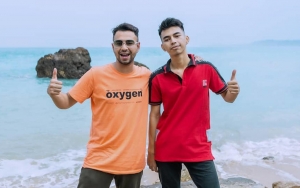 Dimas Ahmad Rilis Single Perdana 'Bucin', Suara Ikutan Mirip Raffi Ahmad?