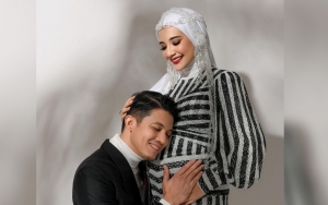 Video TikTok Ukkasya Bayi Zaskia Sungkar Bobo Manja Bikin Gemes, Pamer Senyum Saat Digoda Shireen?