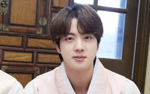 Pola Pikir Jin Tentang Wajah Tampannya Dipuji Member-Member BTS