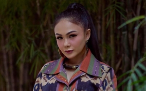 Biasa Dipuji Awet Muda, Yuni Shara Tuai Kritik Gara-gara Perubahan Wajah di Foto Terbaru 