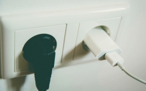 Cabut Kabel Saat Tidak Dipakai