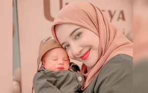 Ngaku Tak Ikhlas, Zaskia Sungkar Sempat Halu Suasana Pasca Lahiran di RS Bakal Ramai