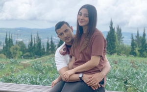 Bintangi 'Bismillah Cinta', Ali Syakieb Jatuh Cinta Pada Margin Wieheerm Gadis Pemandu Karaoke