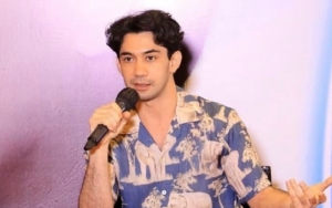 Ini Reaksi Reza Rahadian Usai Pengakuan Sebagai Mualaf Jadi Sorotan