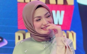 Imel Putri Cahyati Nikmati Keindahan Pulau Bali, Singgung Masa Sulit Lalui Banyak Masalah