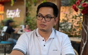 Tommy Kurniawan Bagikan Foto Pasca Operasi Pakai Tongkat Kruk, Ada Apa?