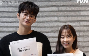 Chemistry Seo In Guk dan Park Bo Young di Teaser Baru 'Doom at Your Service' Bikin Tak Percaya