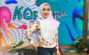 Ibu Meninggal 3 Tahun Lalu, Roro Fitria Lakukan 'Ritual' Untuk Hilangkan Rindu Saat Ramadan