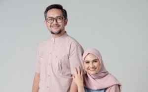 Heboh Kepala Ditoyor Suami, Zee Zee Shahab Beri Klarifikasi Begini