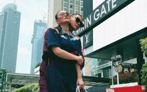 Agnes Monica 'Pacari' Model Tampan Beda Agama, Video Lawas Jadi Bukti Berjodoh dari Dulu?