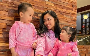 Rachel Vennya Bikin Vlog Bareng Anak-Anaknya, Pertanyaan Soal Rumah Bikin Patah Hati