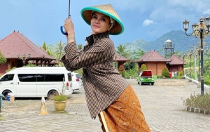 Nikita Mirzani Masuk Deretan Perempuan Tervokal Selama Setahun Terakhir