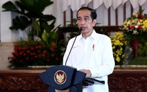 Presiden Jokowi Kembali Tegaskan Target Vaksinasi COVID-19 70 Juta Dosis Hingga Juli 2021