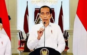 Kabar Baik! Jokowi Ungkap Gaji ke-13 PNS Siap Cair Sebelum Tahun Ajaran Baru