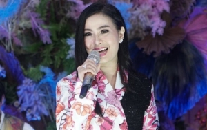 Iis Dahlia Ngambek Tinggalkan Panggung 'Voice Of Ramadan', Momen Mic Tetap di Tangan Kena Sorot
