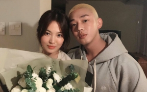 Reaksi Song Hye Kyo Digoda Yoo Ah In dengan Pesan Kejutan ini