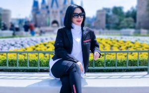Syahrini Pulang ke Indonesia, Langsung Melepas Rindu dengan Penyanyi Tampan ini