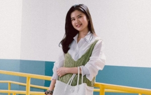 Felicia Tissue Tulis Perumpamaan Jadi Seperti Air, Dandanan Sederhana Justru Dinilai Elegan-Berkelas
