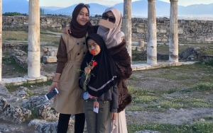 Dipoligami, Umi Pipik Dapat 'Tamparan Keras' dari Putri Cantik Saat Ustaz Jeffry Al Buchori Wafat