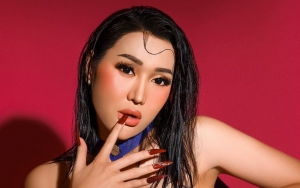 Lucinta Luna Emosi Dituding Hamil Halu, Pamer Momen Pipis Hingga Test Pack Lagi Saat Live IG