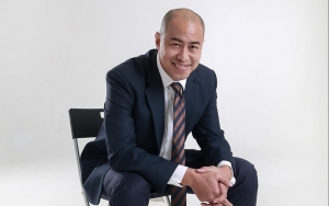 Pandji Pragiwaksono Ungkap Rutinitas Komika Dalam Ciptakan Lawakan