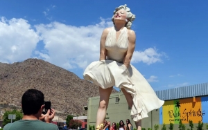 Penempatan Patung Marilyn Monroe di Depan Museum Seni Tuai Kontroversi