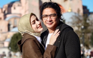 Akui Bukan Pasangan Sempurna, Pesan Romantis Adelia Wilhelmina Istri Pasha Ungu Disebut Panutan
