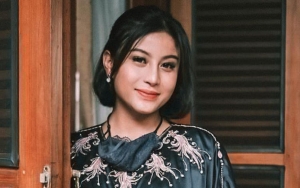 Awkarin Malah Bikin Ngakak Saat Tiru Gaya TikTok Super Romantis Angga Yunanda dan Shenina Cinnamon