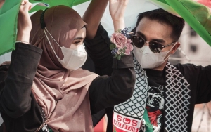Taqy Malik Orasi Dukung Palestina, Momen Bareng Istri Disorot