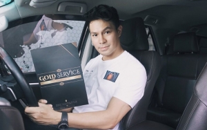 Fero Walandouw Pamer Undangan Nikah, Nama Mempelai Wanita Justru Masih Kosong