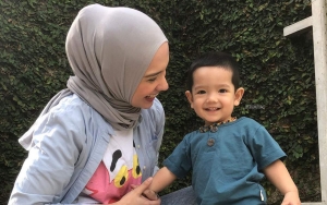 Putri Anne Kena Cibir Lagi Hingga Disentil Soal Hijrah Usai Pamer Anaknya Elus Anjing, Balas Begini