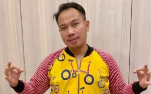Baru Diungkap, Vicky Prasetyo Pamer Foto Lawas Usia 21 Tahun: Kayak Boy Band Myanmar