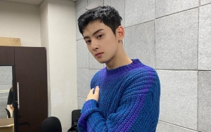 Lebih Manly, Cha Eunwoo ASTRO Rambut Cepak Mirip Versi Muda Aktor Ganteng Ini?