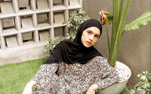 Coba Jadi Food Vlogger, Nycta Gina Dibuat Gemas Dengan Komentar Ini