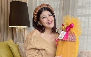 Tania Putri Niat Bagikan Kemasan BTS Meal yang Ramai Diburu untuk ARMY, Syarat Tak Biasa Tuai Pujian