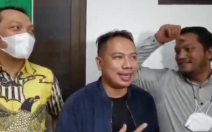 Vicky Prasetyo Tepis Tudingan Tak Pedulikan Mertua, Ungkap Rencana ini