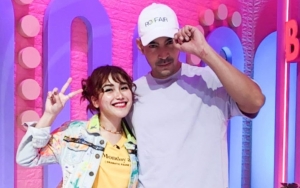 Makin Mesra, Robby Purba Gendong Ayu Ting Ting Ramai Didesak Segera Nikah