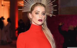 Warner Bros Dirumorkan Mau Jadikan Amber Heard Aktris Hollywood dengan Bayaran Tertinggi