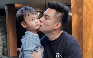 Belum Genap 2 Tahun, Baim Wong Tunjukkan Momen Kiano Tiru Gerakan Salat Bikin Kagum