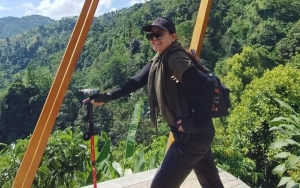Reaksi Sarita Abdul Mukti Soal Geger Lepas Hijab, Haters: Jual Sensasi!