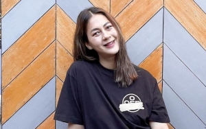 Potret Paula Verhoeven Saat Baru Bangun Tidur Langsung Gendong Anak Banjir Pujian