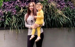Dulunya Tak Percaya, Aura Kasih Beber Kronologi Positif Covid-19 Sampai Nangis Pisah Dari Anak