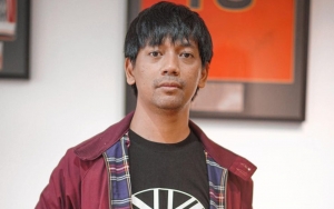 Dituduh Lakukan Pelecehan Seksual, Rian D'Masiv Singgung Ketulusan dan Cinta Abadi di Foto Keluarga