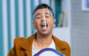 Pamer Peluk Dinar Candy, Raffi Ahmad Sentil Andre Taulany Soal Video Elus-elus Ayu Ting Ting