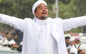 Pengacara Habib Rizieq Ditangkap di Depan PN Jaktim, Ini Kata Polisi