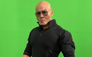 Deddy Corbuzier Komplain Tempat Gym Ditutup Sementara Antrean Vaksin Menggila: Bye Akal Sehat!