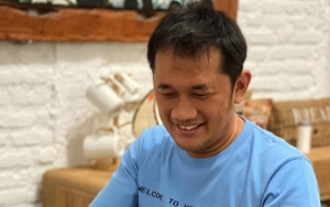 Hanung Bramantyo Ikut Kawal Prosesi Pemakaman Covid-19, Ceritakan Kisah Cinta Pilu Bikin Nyesek